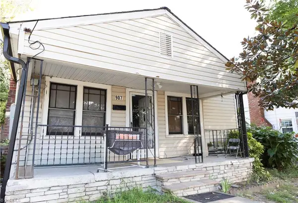 907 Roosevelt Street, Winston-Salem, NC 27105