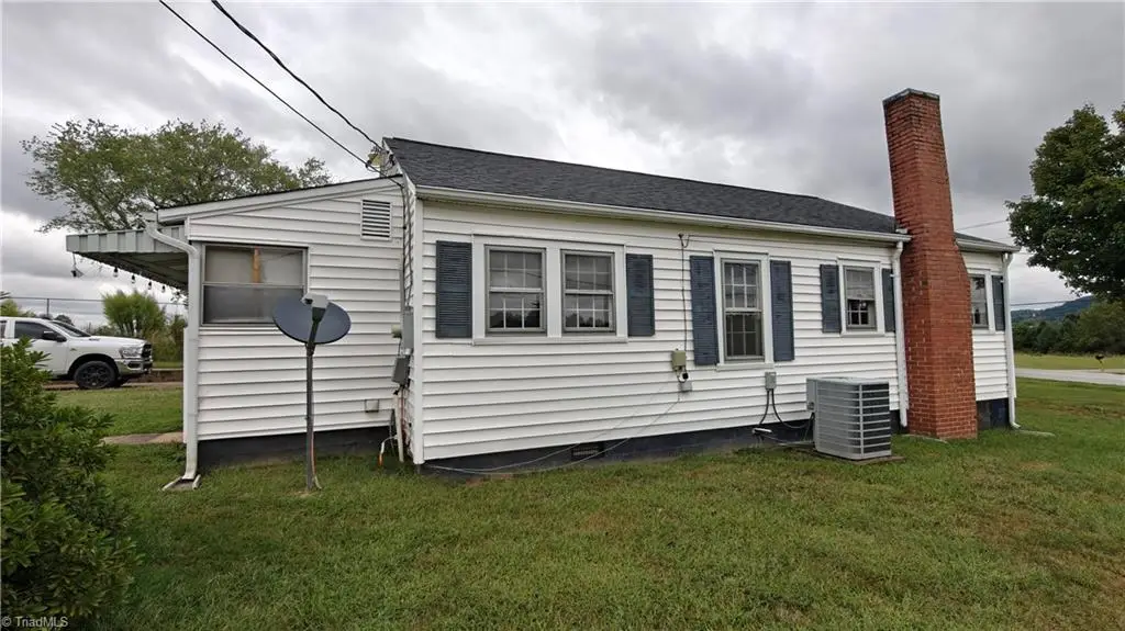 5441 Us Highway 21, Jonesville, NC 28642 - #1