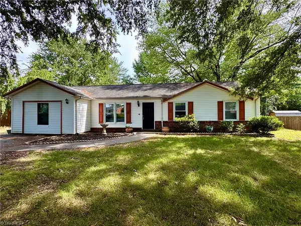213 S Vandala Court, King, NC 27021