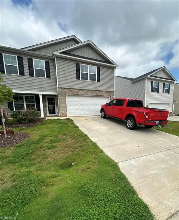 135 Carriage Cove Circle, Mocksville, NC 27028