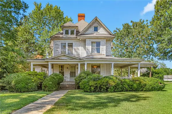 227 Asheboro Street, Liberty, NC 27298