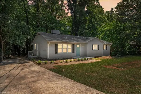 2606 Alderney Lane, Winston-Salem, NC 27103