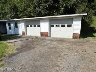 2101 Mount Sinai Road, Wilkesboro, NC 28697 - #2