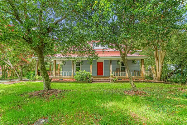 429 Asheboro Street, Liberty, NC 27298