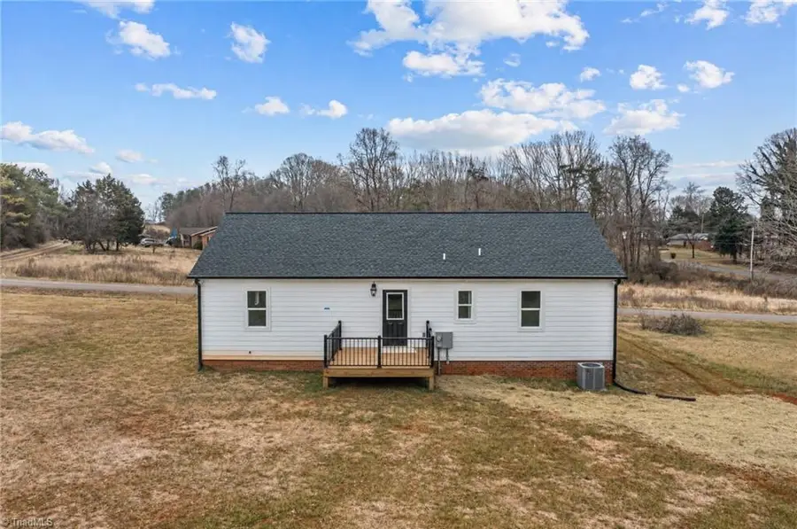 825 Washington Post Road, New Bern, NC 28562 - #3