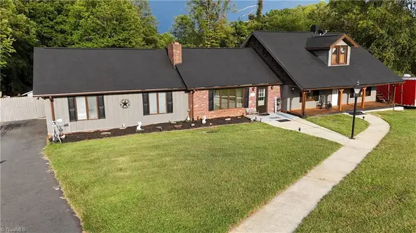1098 Red Brush Road, Mount Airy, NC 27030
