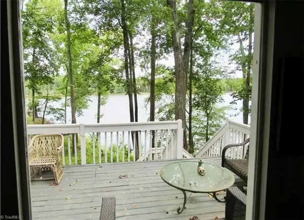390 Lake Landing Drive, Salisbury, NC 28146