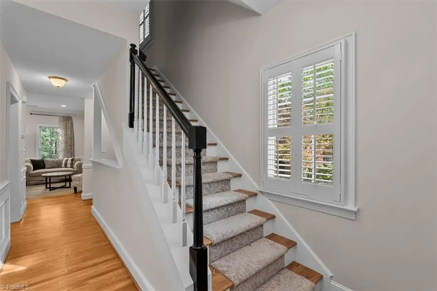 400 Fisher Park Circle #E, Greensboro, NC 27401 - #2