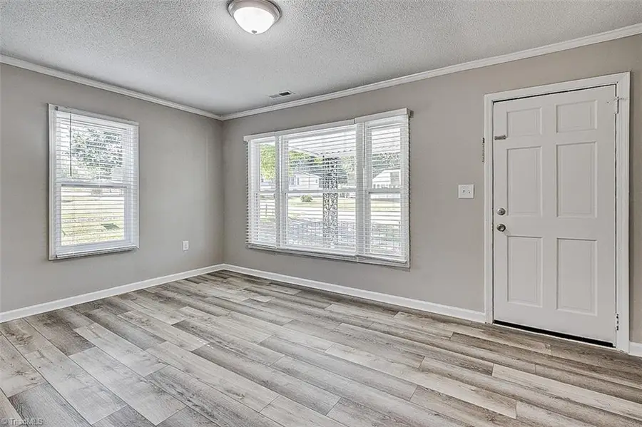 200 W Balfour Avenue, Asheboro, NC 27203 - #3