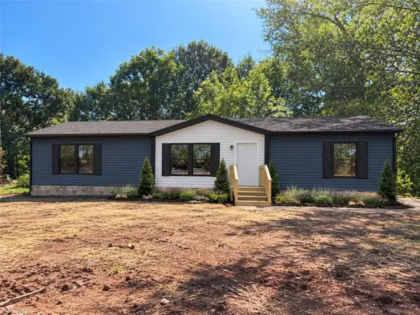 1113 Better Brook Lane, Lincolnton, NC 28092