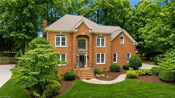 4911 Setter Court, Jamestown, NC 27282