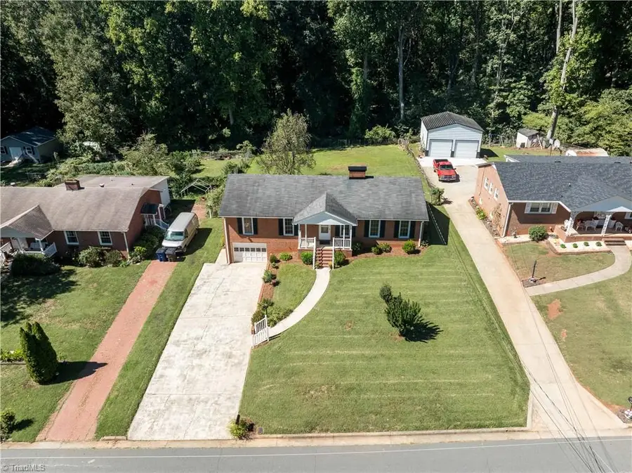 2634 Weymoth Road, Winston Salem, NC 27103 - #2