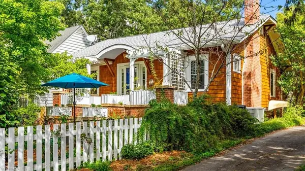 410 Crestland Avenue, Greensboro, NC 27401