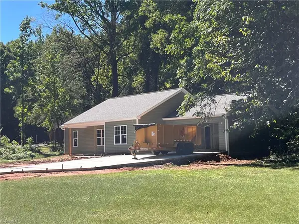 1866 Gyro Drive, Winston-Salem, NC 27127