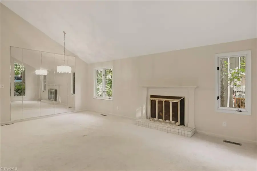 160 Carrisbrooke Lane, Winston Salem, NC 27104 - #2
