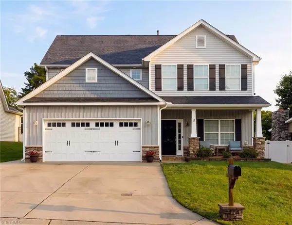 147 Rolling Meadow Lane, Clemmons, NC 27012
