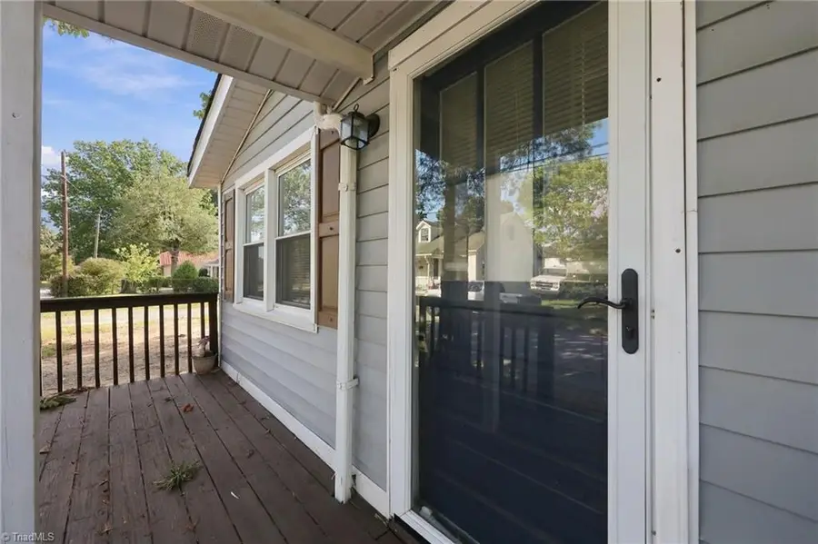 413 New Street, Kernersville, NC 27284 - #2