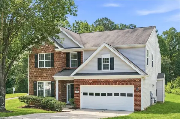 2639 Hidden Pond Cove, High Point, NC 27265