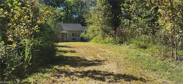 1912 Nc Highway 67, Jonesville, NC 28642