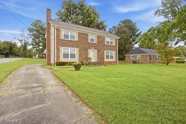3205 Crestview Drive, High Point, NC 27260 - #3