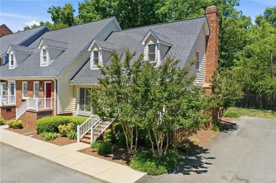 1121 Sherwood Drive #10, Burlington, NC 27215 - #2