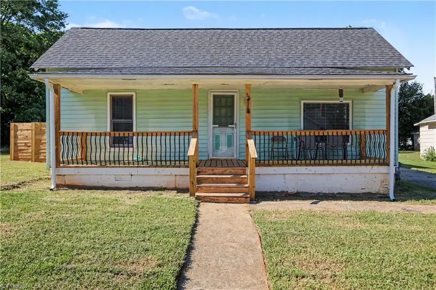 318 Greer Avenue, High Point, NC 27260 - #3