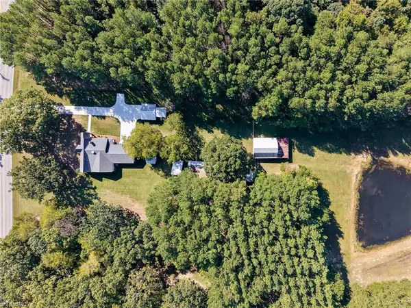 1036 Cunningham Road, Thomasville, NC 27360