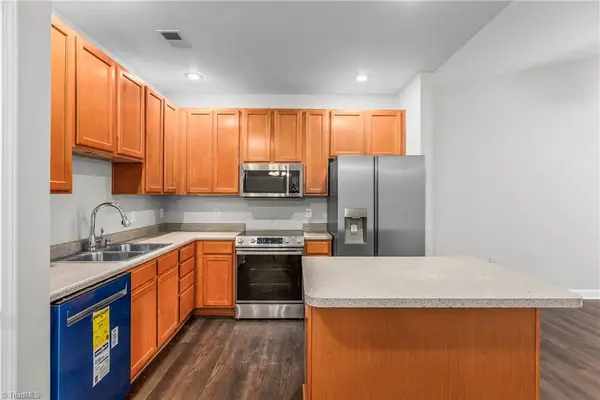 923 Windcastle Lane #305, Winston-Salem, NC 27105