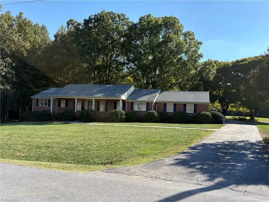 500 Shamrock Road, High Point, NC 27265 - #3