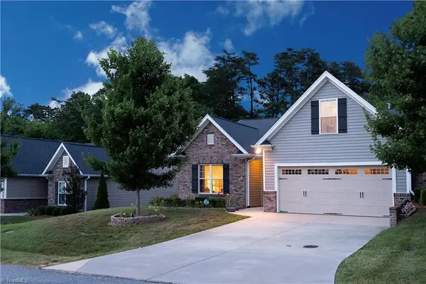 5158 Moseley Drive, Clemmons, NC 27012