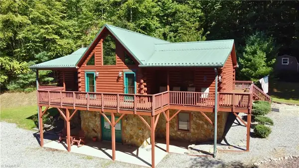 190 Molly Drive, McGrady, NC 28649