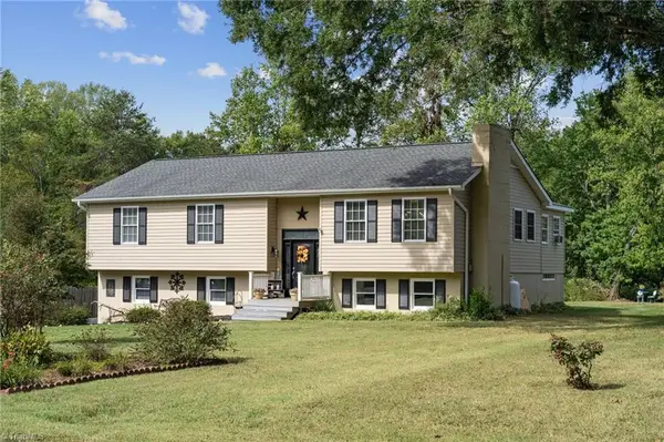 486 Lori Lane, Winston-Salem, NC 27127