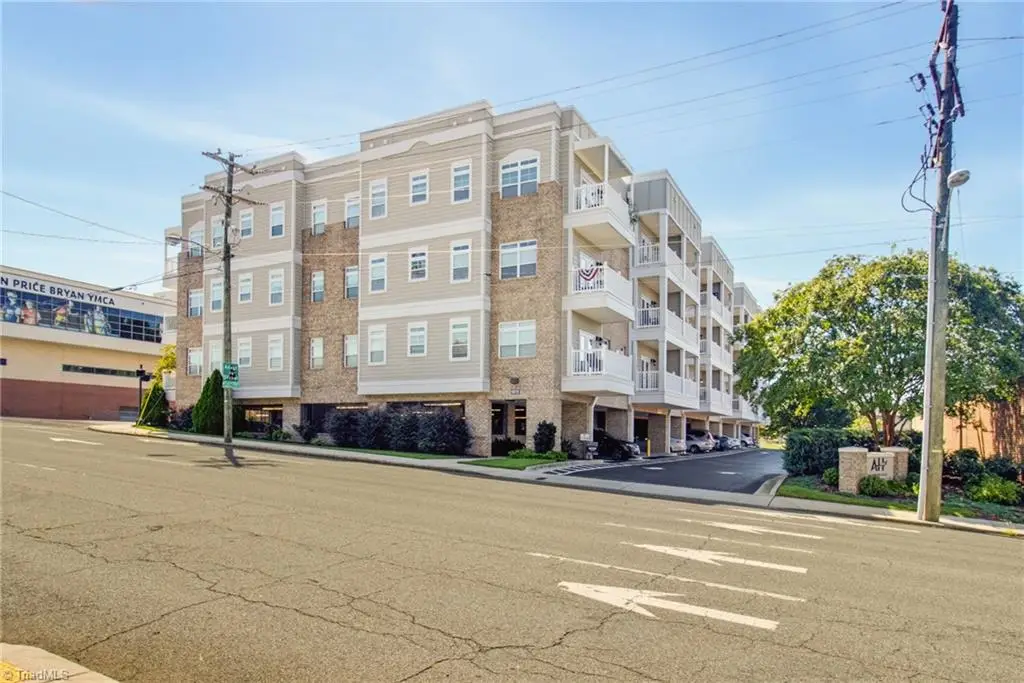 605 Market Street #208, Greensboro, NC 27401 - #1