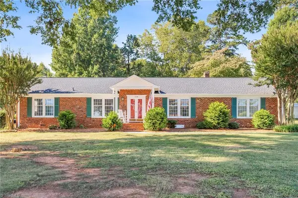3176 Garden Road, Burlington, NC 27215