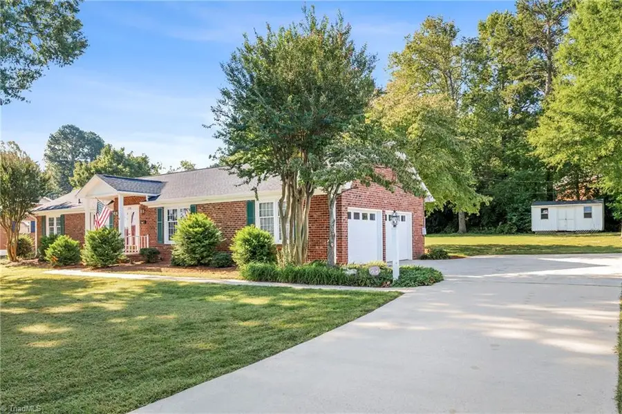 3176 Garden Road, Burlington, NC 27215 - #3