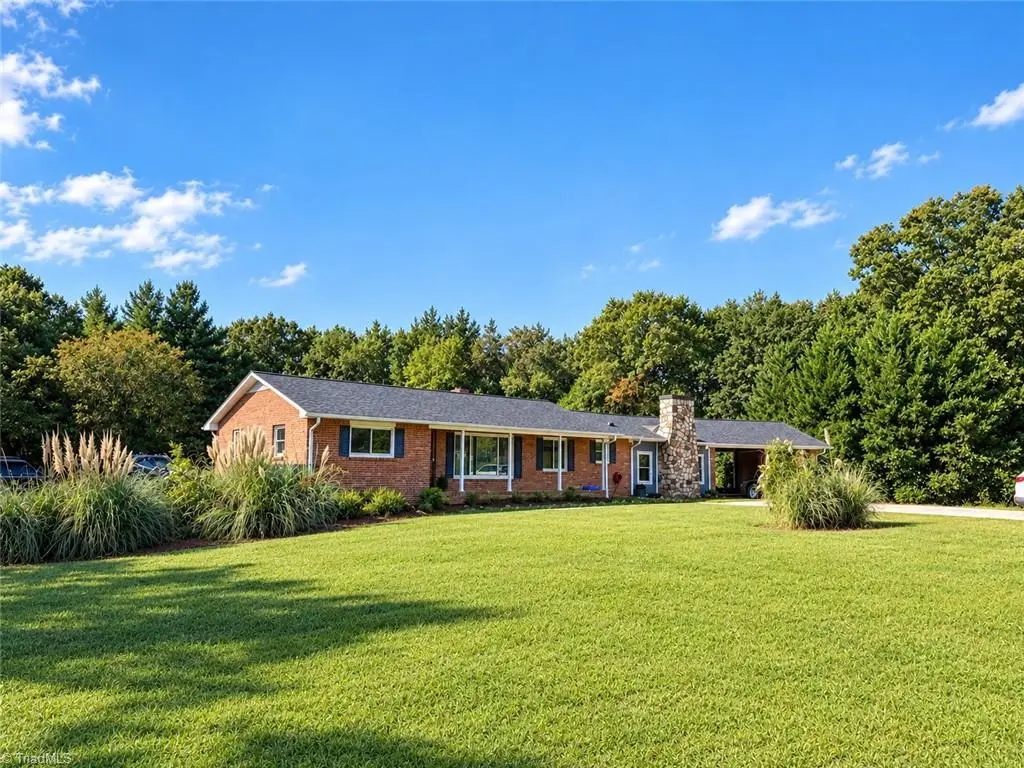 158 Border Lane, Pinnacle, NC 27043 - #1
