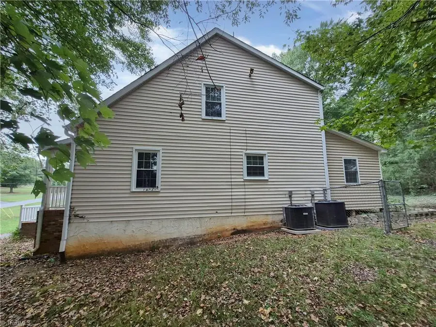 5710 Windworth Drive, Vienna, NC 27106 - #3