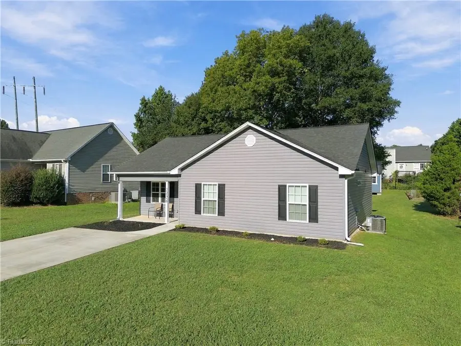 2426 Wood Duck Drive, Graham, NC 27253 - #3