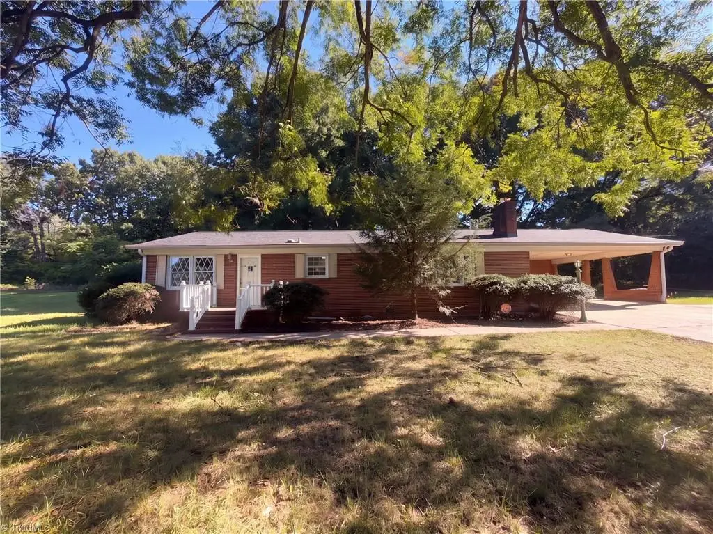 1715 Old Hollow Road, Walkertown, NC 27051 - #1