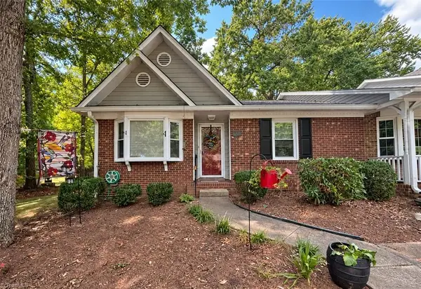 33 Brandy Court, Greensboro, NC 27409