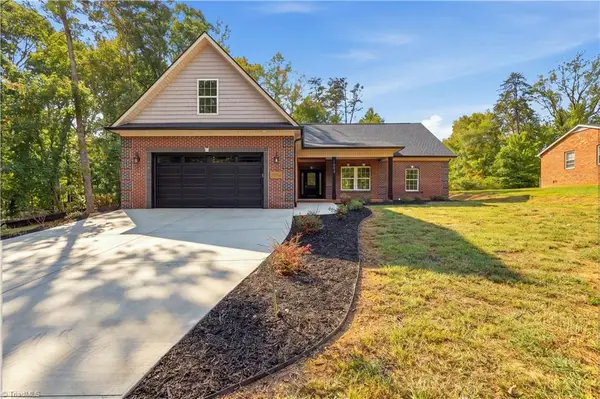 1004 Phineas Drive, Kernersville, NC 27284
