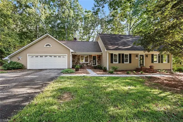205 Beechwood Drive, Mocksville, NC 27028