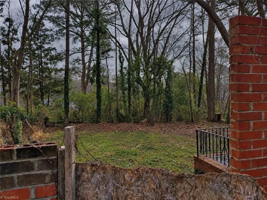 217 S Grove Avenue, Rockingham, NC 28379 - #3