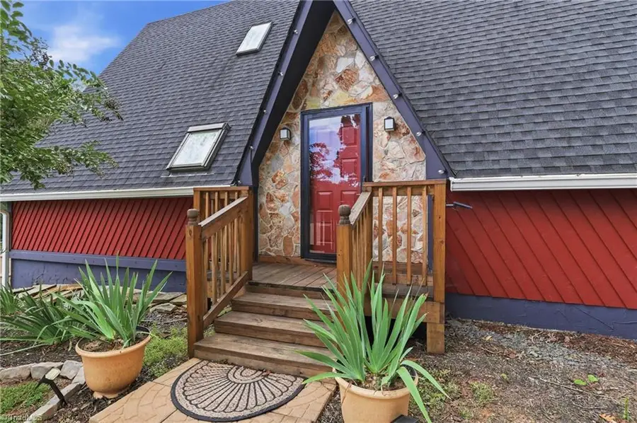5409 Elliott Crest Court, Clemmons, NC 27012 - #2