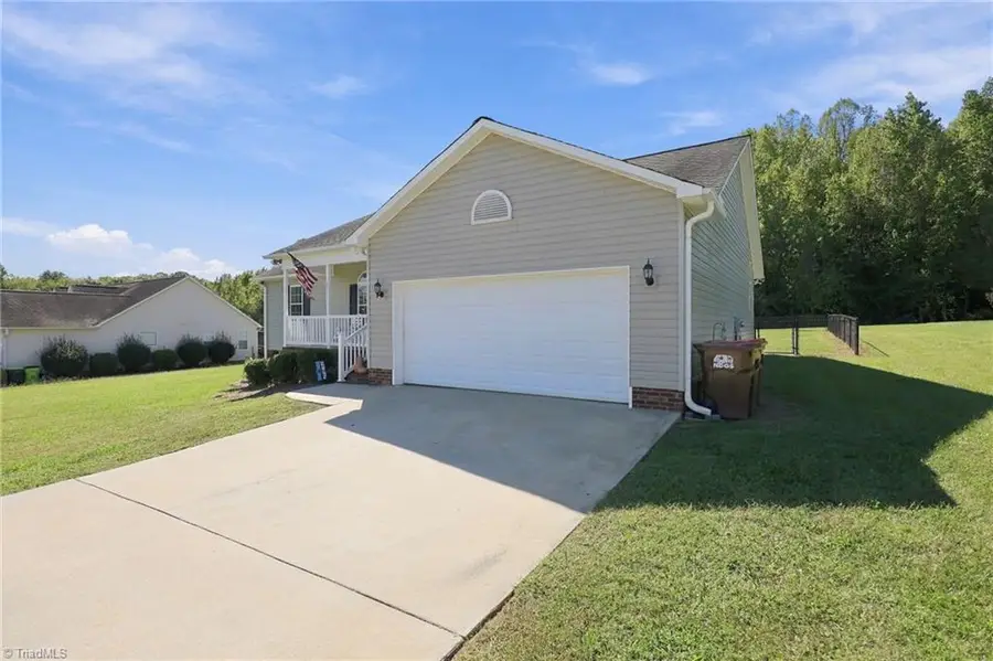398 Goldenrod Lane, Lexington, NC 27295 - #3