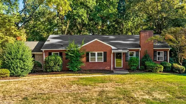 1103 N Peace Haven Road, Winston-Salem, NC 27104