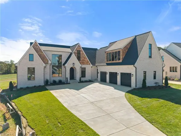 792 Royal Jasmine Court, Winston-Salem, NC 27106