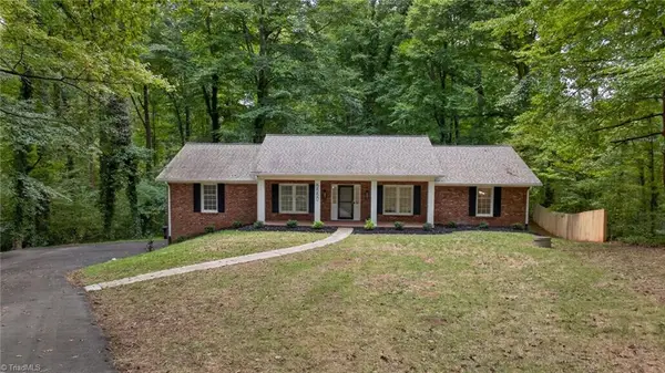 5550 Overlook Circle, Winston-Salem, NC 27105