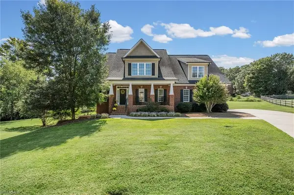 198 Meadows Edge Drive, Advance, NC 27006