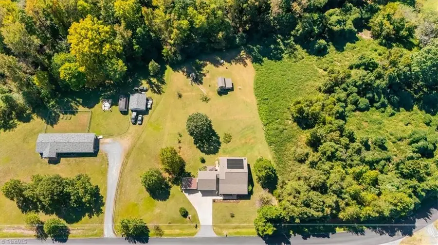 324 Deerfield Country Road, Randleman, NC 27317 - #2
